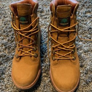 Timberland 6 inch field boots